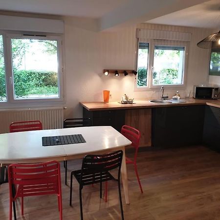 62 M2 Rez De Jardin, Terrasse , 6 Lits Et Parking Apartment Annecy Exterior foto