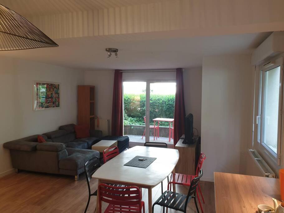 62 M2 Rez De Jardin, Terrasse , 6 Lits Et Parking Apartment Annecy Exterior foto