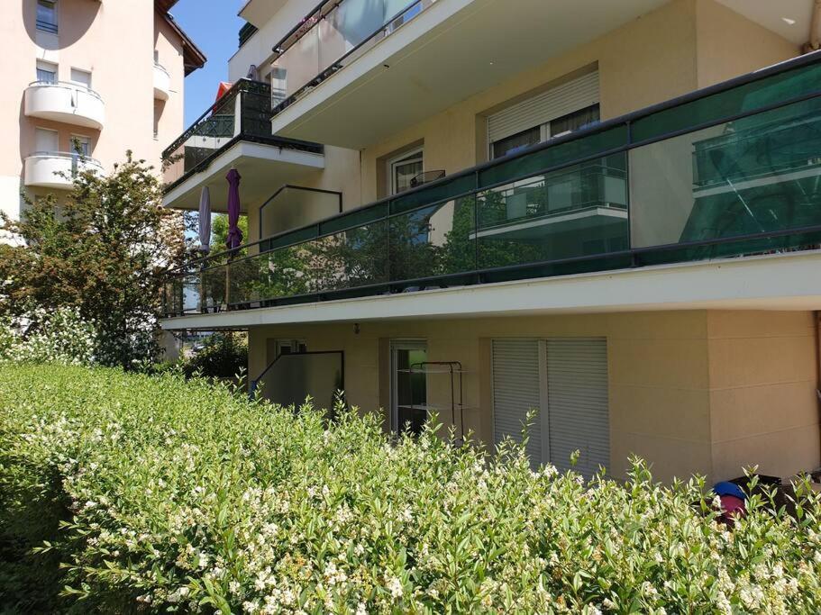 62 M2 Rez De Jardin, Terrasse , 6 Lits Et Parking Apartment Annecy Exterior foto